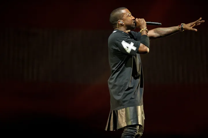 Kanye West a Verizon Centerben, Washingtonban, a Watch The Throne turnéján – Fotó: The Washington Post / Getty Images