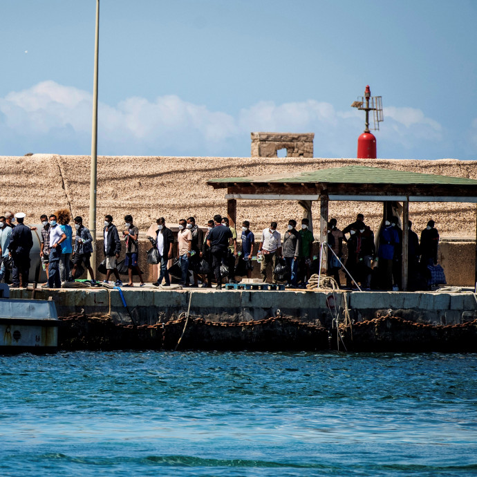 Magyarország felé kevesebben próbálkoznak határátlépéssel, máshol ismét nő a migrációs nyomás