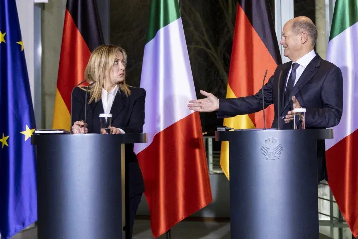 German Chancellor Olaf Scholz and Italian Prime Minister Giorgia Meloni during a press conference at the Chancellor's Office on 3rd February 2023 in Berlin – Photo: Maja Hitij / Getty Images