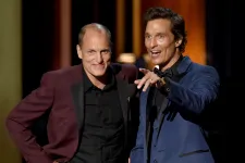 Matthew McConaughey szerint lehet, hogy Woody Harrelson a féltestvére