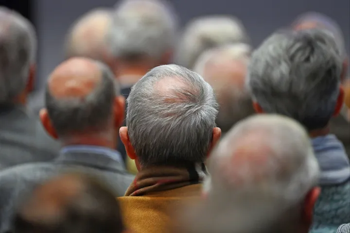 Majdnem 4,8 millió nyugdíjasa van Romániának, az átlagnyugdíj a 2 ezer lejt sem éri el