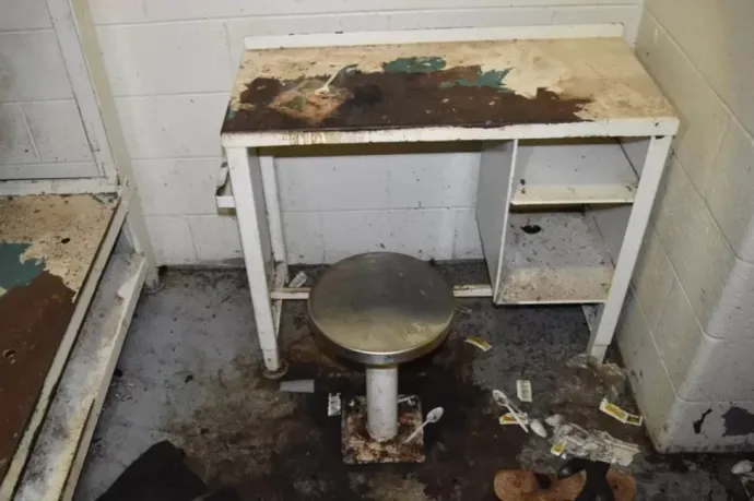 Egy férfit holtan találtak egy atlantai börtöncellában, családja szerint ágyi poloskák végeztek vele