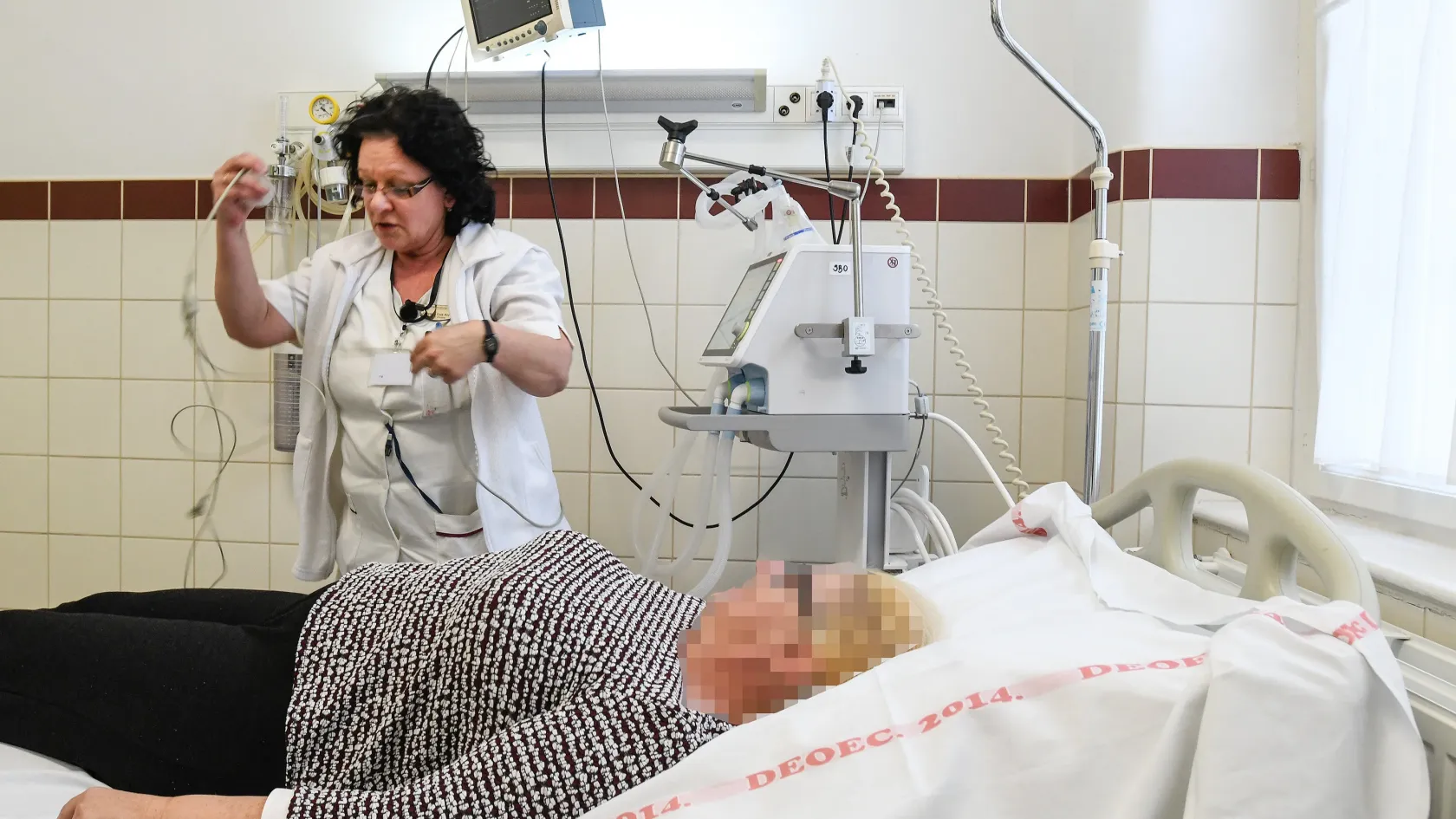390 ezerről 650 ezer forintra nőhet jövőre az ápolók többségének bruttó fizetése
