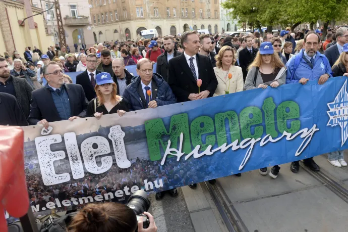 Élet Menete: a holokauszt nem történhetett volna meg az emberek cinkos passzivitása nélkül