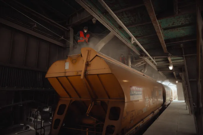 Szlovákia ideiglenesen leállítja az ukrán gabona importját