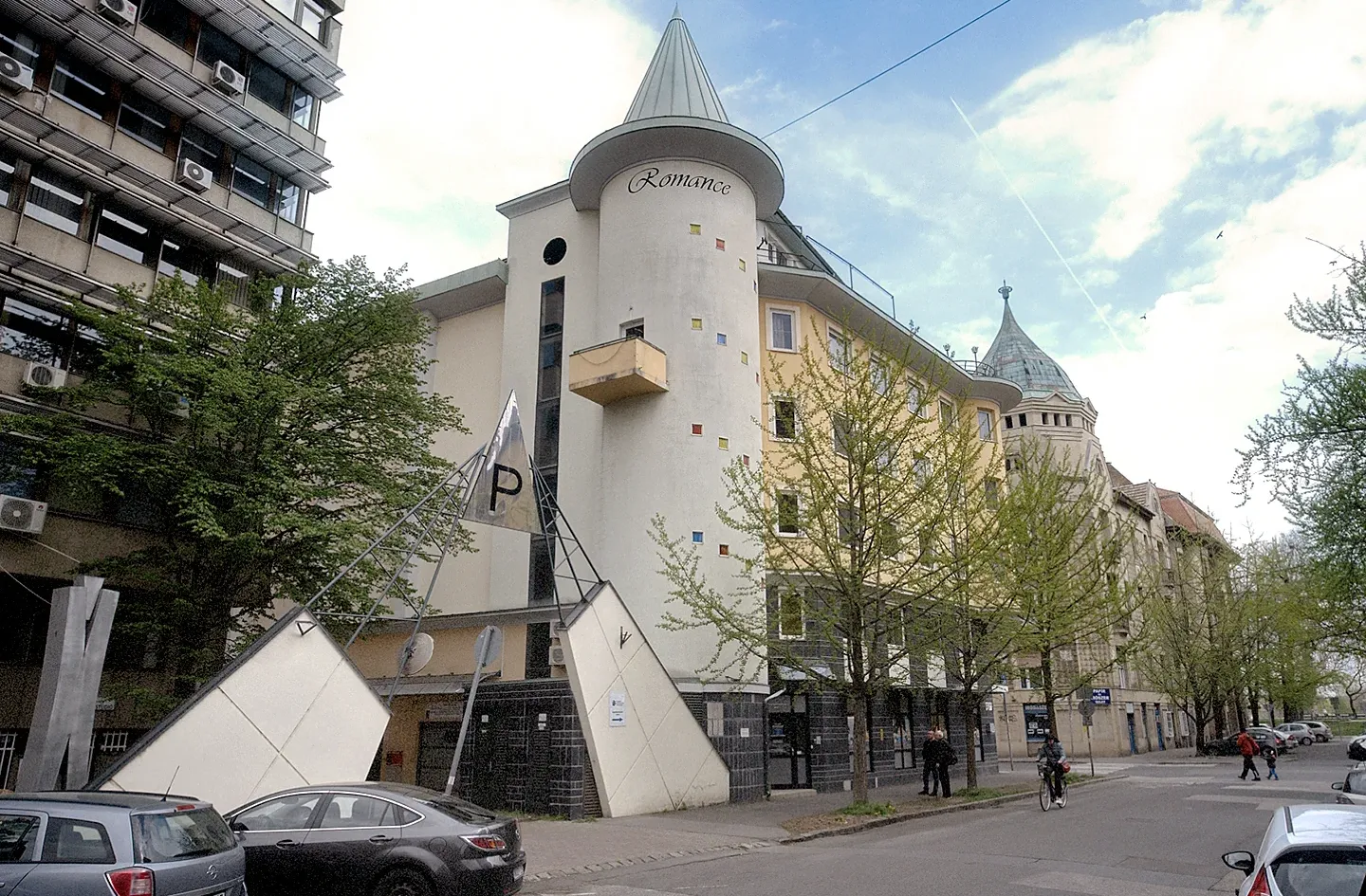 Elköltöttek rá egymilliárdot, azóta sem tudják, mit lehetne kezdeni az üresen álló parkolóházzal