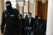 Vizsgálja a rendőrség, hogy Schadl intézett-e sikeres egyetemi vizsgát Rogán kabinetfőnökének