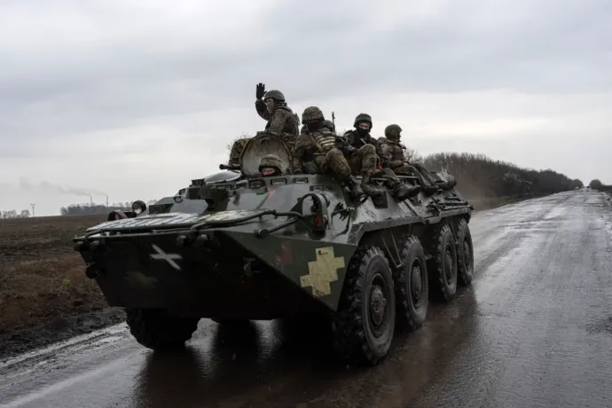 Hazaárulással vádolnak ukrán katonákat, mert információkat árultak el egy átállni készülő orosznak