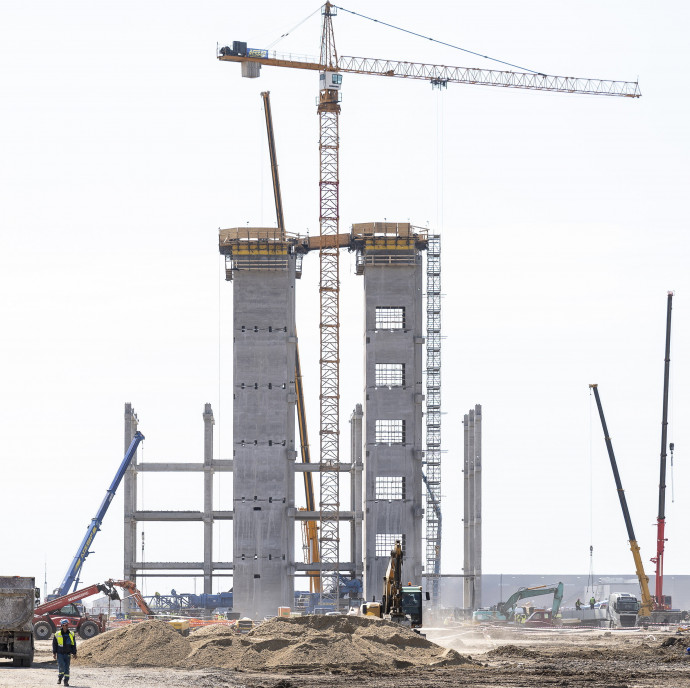 Épül az újabb, 280 milliárdos debreceni akkus gyár, amelynek senki nem ment el egy közmeghallgatására