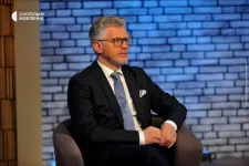 Ukrán külügyminiszter-helyettes: Tízszer több fegyverre van szükségünk