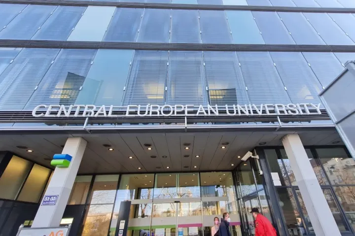 A CEU vagyonkezelő cége is Bécsbe költözik