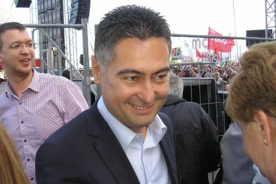 Horváth Csabát is megkörnyékezték Gyurcsányék, de marad a Zuglóban 11%-kon álló MSZP-nél