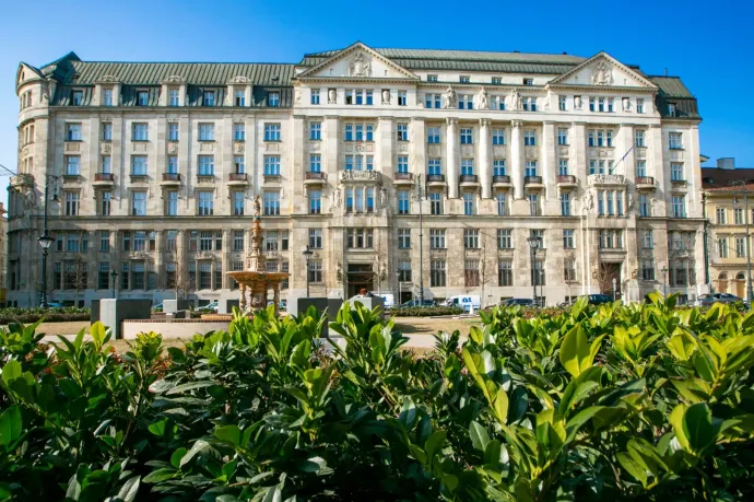 Mínusz 2090 milliárd: három hónap alatt összehozta az állam az egész évre tervezett hiány 61 százalékát