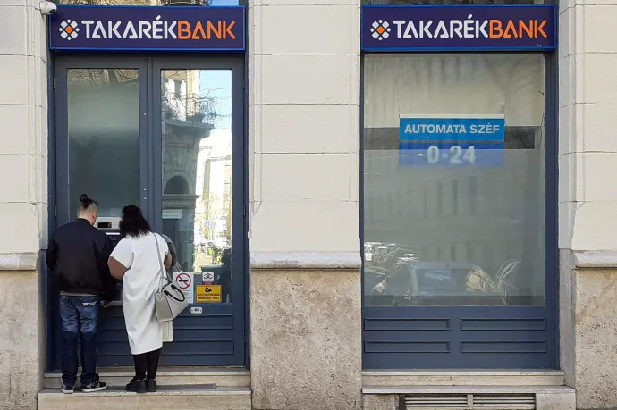 Vasárnap egyesül az MKB és a Takarékbank, az átállás miatt bankszünnap és fennakadás lehet