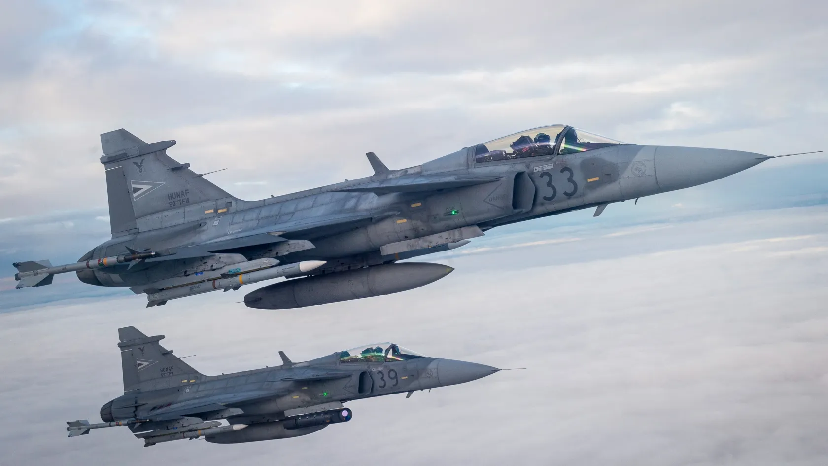 Gripenektől lesz hangos csütörtök hajnalban a Dunakanyar