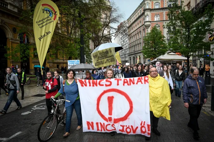 Az ellenzéki pártok közösen támadják meg az Alkotmánybíróságon a státusztörvényt