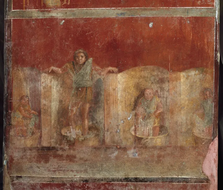 Római freskórészlet Kr. u. 1. századból egy pompeji fullonicáról, ami korabeli vegytisztító ruhamosoda volt – Fotó: Luisa Ricciarini / Leemage / AFP