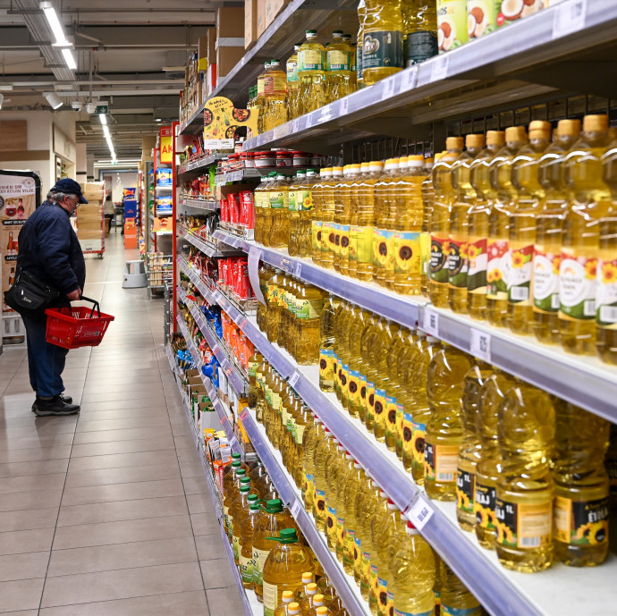 A kötelező bolti akciók inkább az áruházak és nem a vásárlók mindennapjaira lehetnek hatással