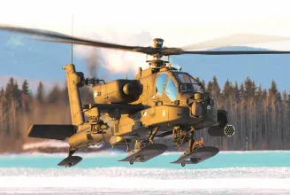 Összeütközött és lezuhant két Apache harci helikopter Alaszkában
