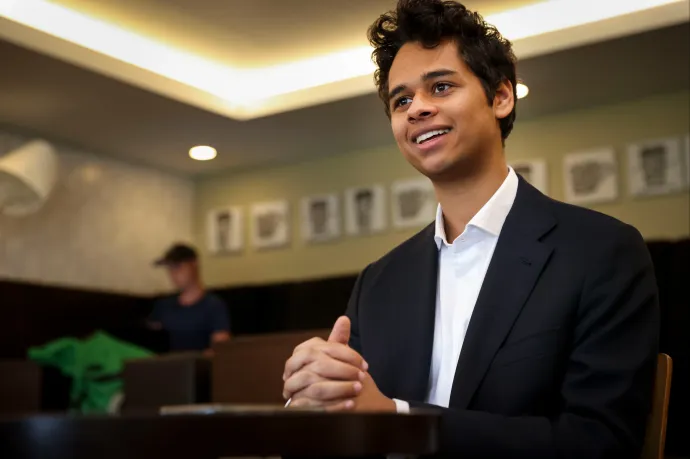 A Yale-en tanul tovább Szepesi Mór, akit több amerikai topegyetemre is felvettek