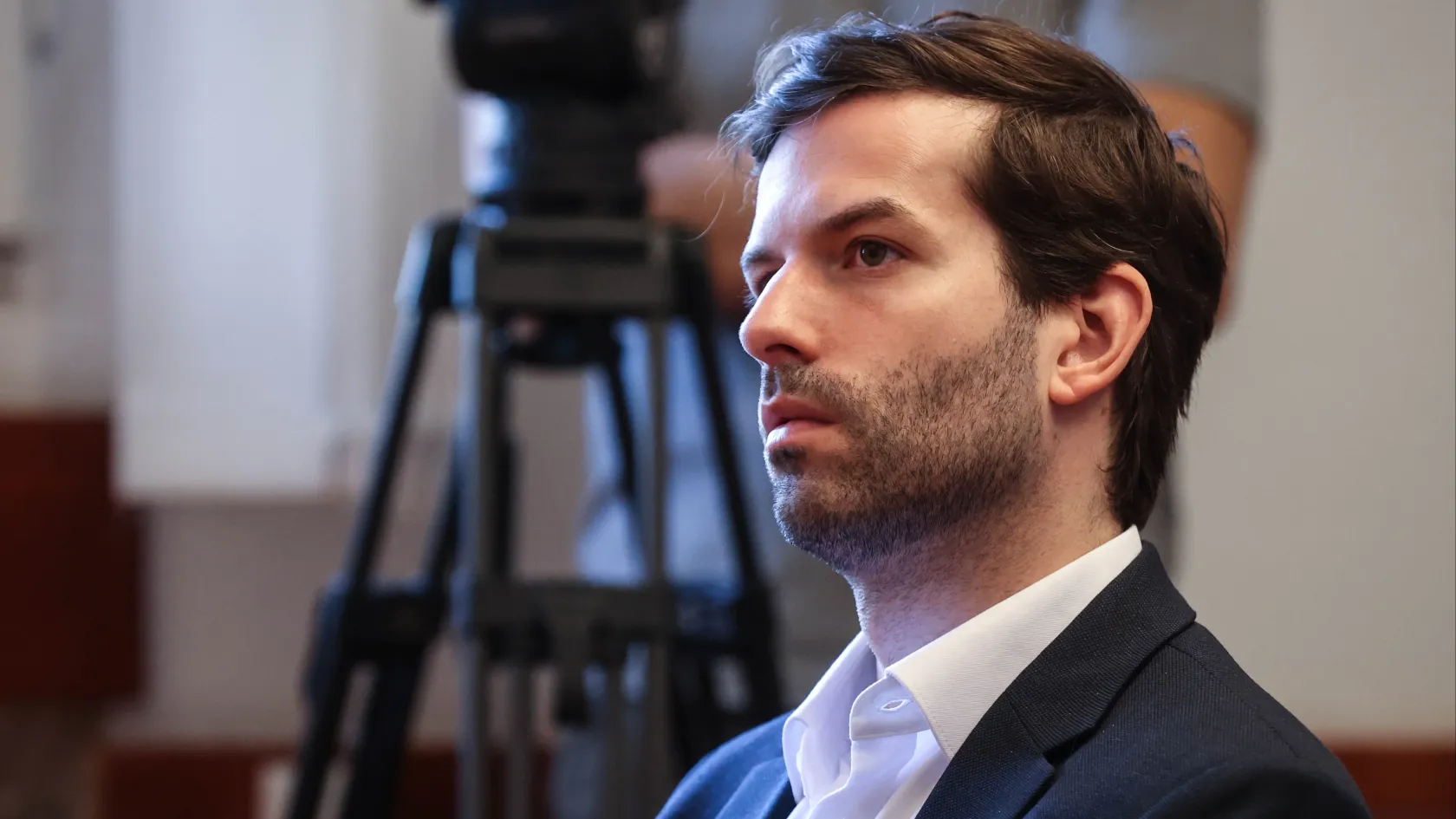 A rendőrtanúk vallomásainak ellentmondásairól szólt Fekete-Győrék füstgyertyás tárgyalása