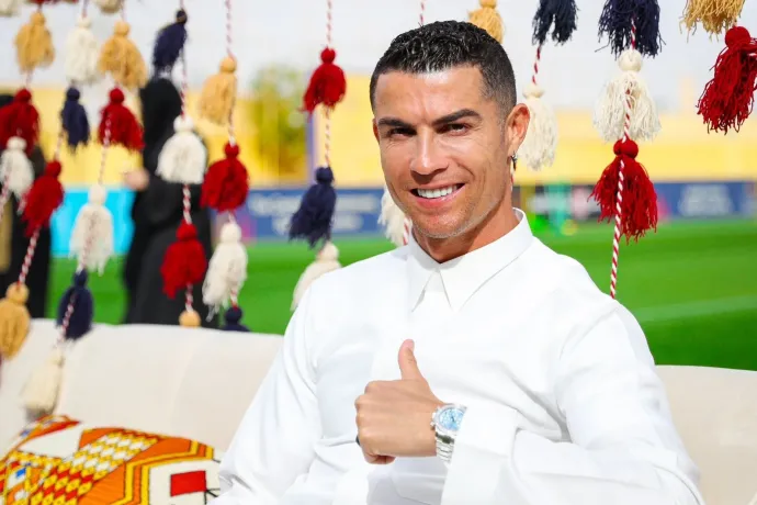 Jót tett Cristiano Ronaldo pénztárcájának a szaúdi kaland: újra a világ legjobban fizetett sportolója lett