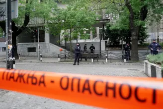 Nem büntethető a belgrádi iskolában lövöldöző szerb diák, mivel még nem töltötte be a tizennégyet