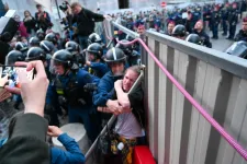 Itt a rendőrségi összesítő a tüntetésről: nyolc embert az arca eltakarása miatt jelentettek fel