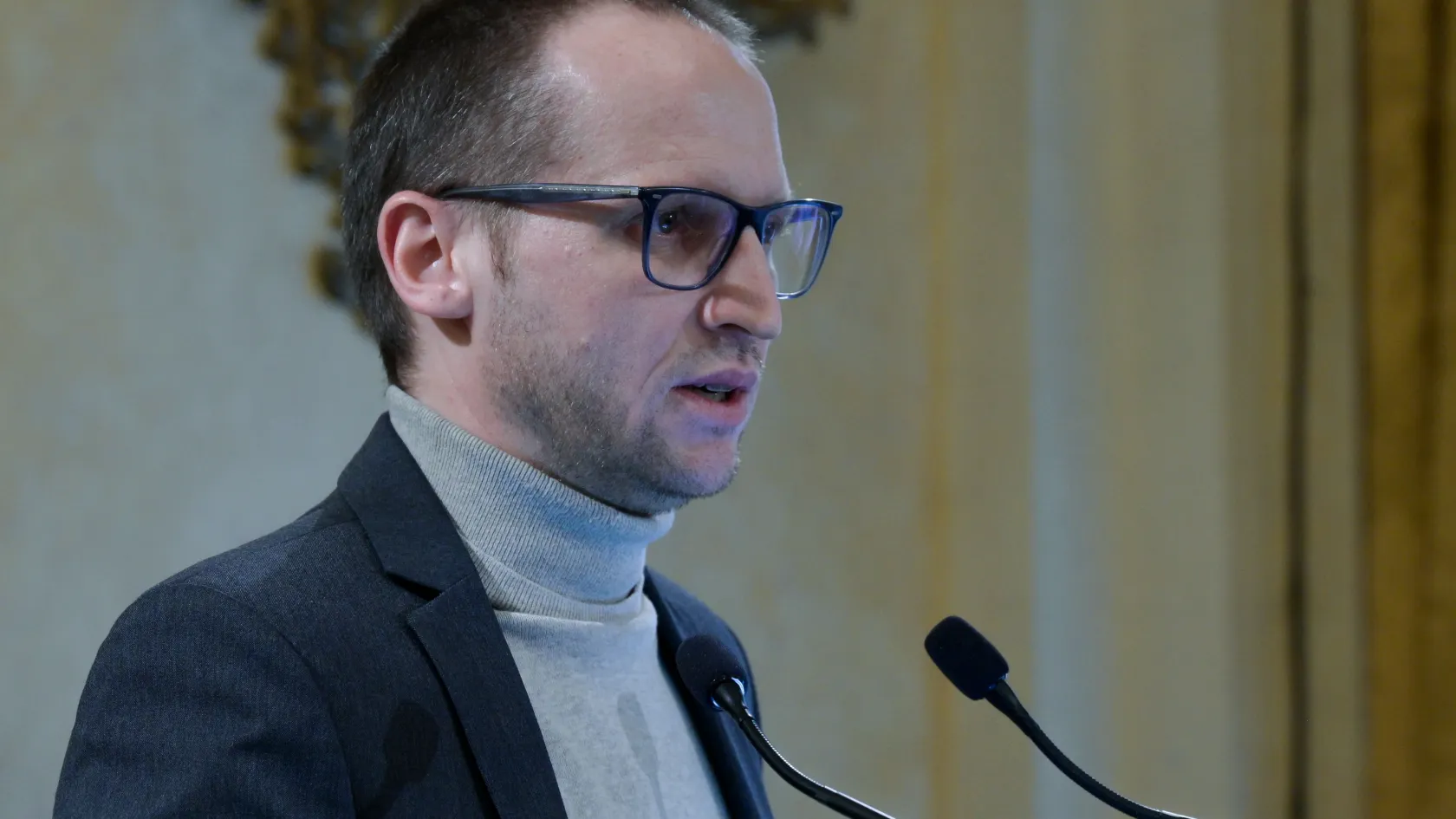 Az MTVA szerződést bontott Demeter Szilárd cégével
