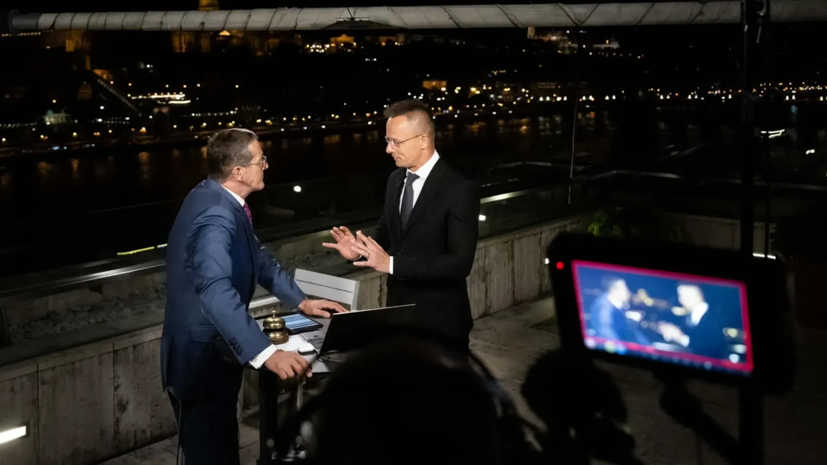 Szijjártó Péter a CNN-nek: rendszerszintű korrupció nincs, az EU folyamatosan sérteget minket