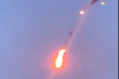 Az ukrán elnöki hivatal szerint lelőttek egy drónt Kijev felett, akcióba lépett a légvédelem