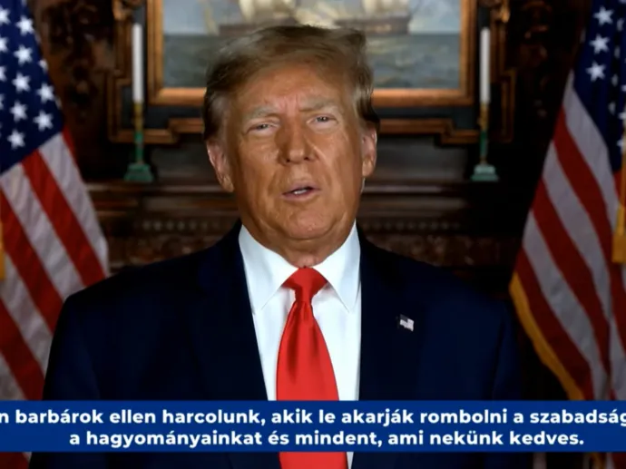 A globalistákkal és a kommunistákkal vívott történelmi harcról beszél Trump a magyaroknak küldött videójában