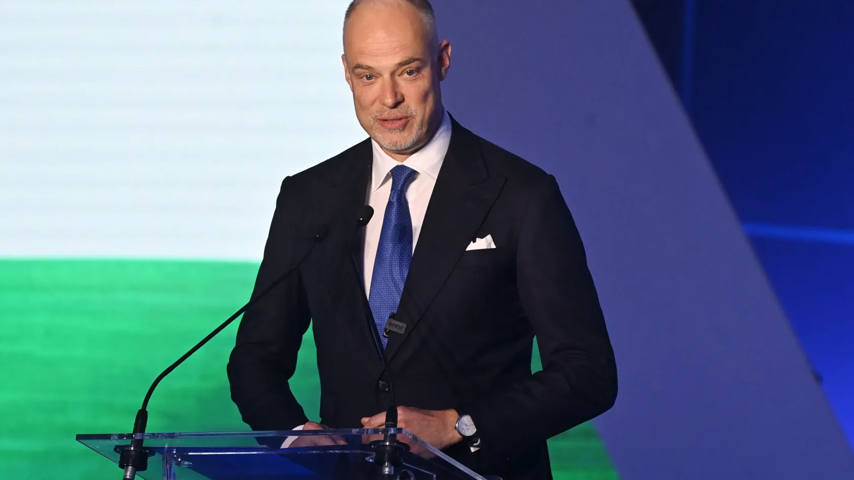 Honvédelmi miniszter: Amíg én állok a honvédelem élén, nem lesz LMBTQ ideológiával fertőzött magyar haderő