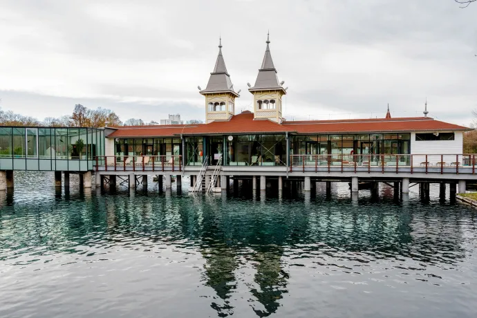 Gyakorlatilag eltűntek Magyarországról az orosz turisták