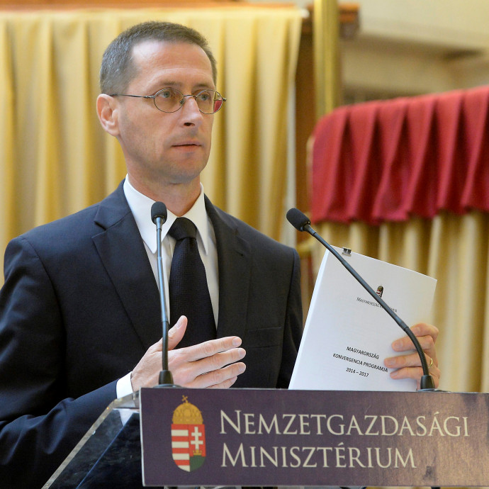 A gazdaságpolitika tökéletes, a kormány önbizalma töretlen