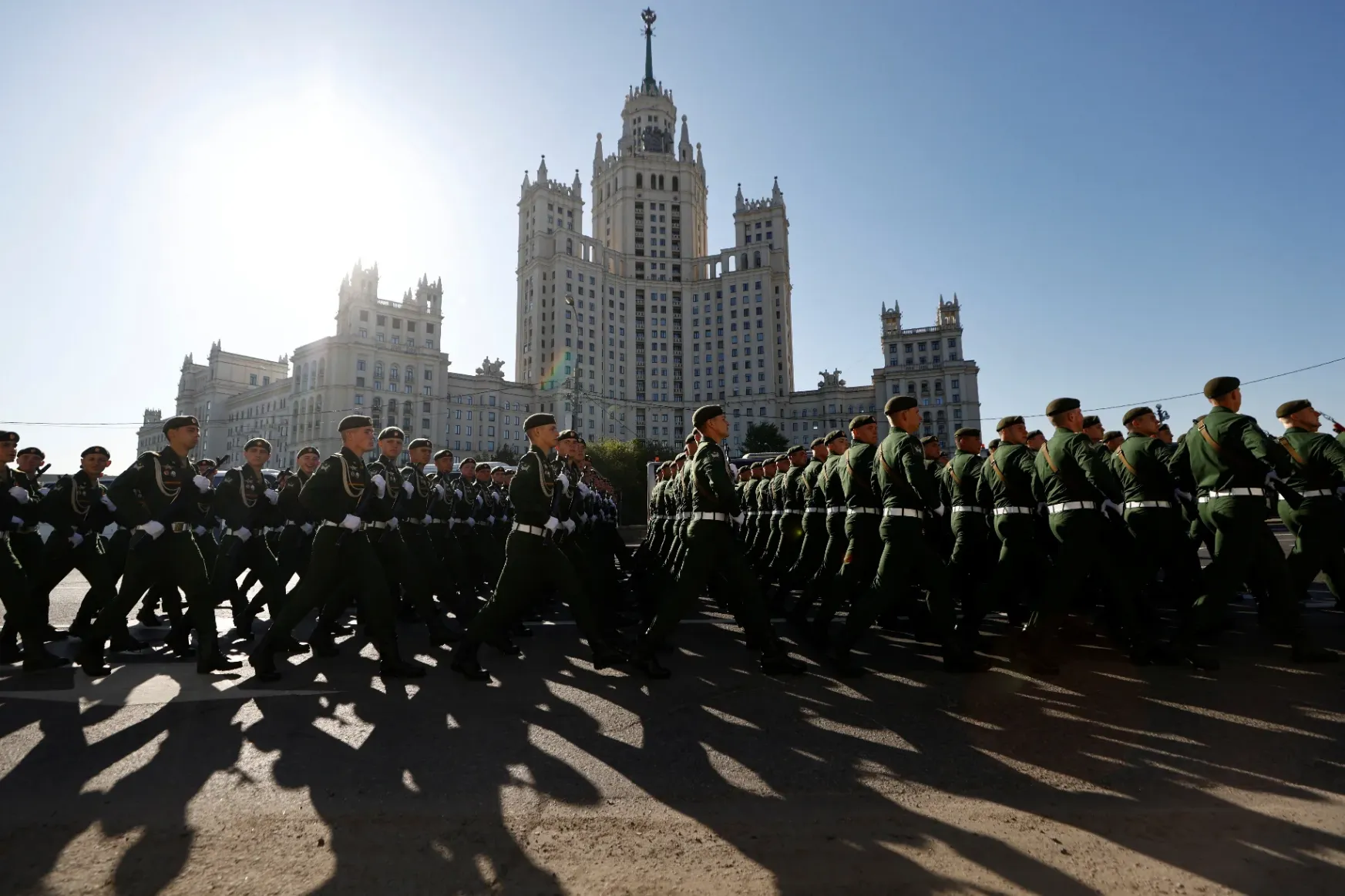 Putyin kimondta, amit eddig került: háborúban álló Oroszországról beszélt a Vörös téren