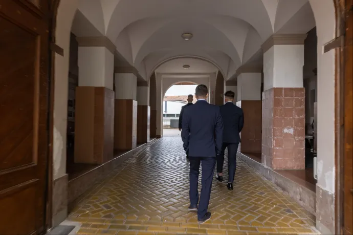 Szerdán történelemből érettségiznek a diákok