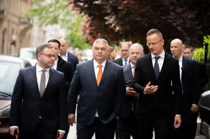 Intelligence Online writes about personnel changes in Hungarian government, which comments: fake news
