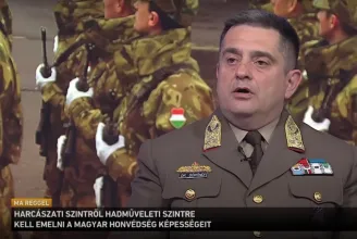 A Honvéd Vezérkar feje nem riad vissza egy kis történelmi ferdítéstől, hogy a „békepárti” álláspontot igazolja
