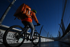 Egyre népszerűbbé teszik az alkalmi munkavállalást az online felületek, de milyen áron?