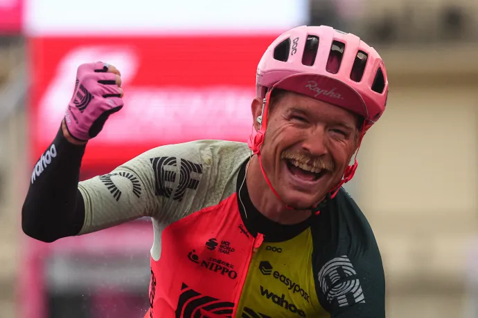  Magnus Cort nyerte a Giro d'Italia tizedik szakaszát – Fotó: Luca Bettini
