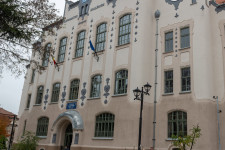 A magyar tanárok sokkal jobb fizetést kapnak a határon túl