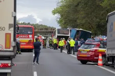 Szlovákiai buszbaleset: tizenhárom sérültet szállítottak a miskolci kórházba