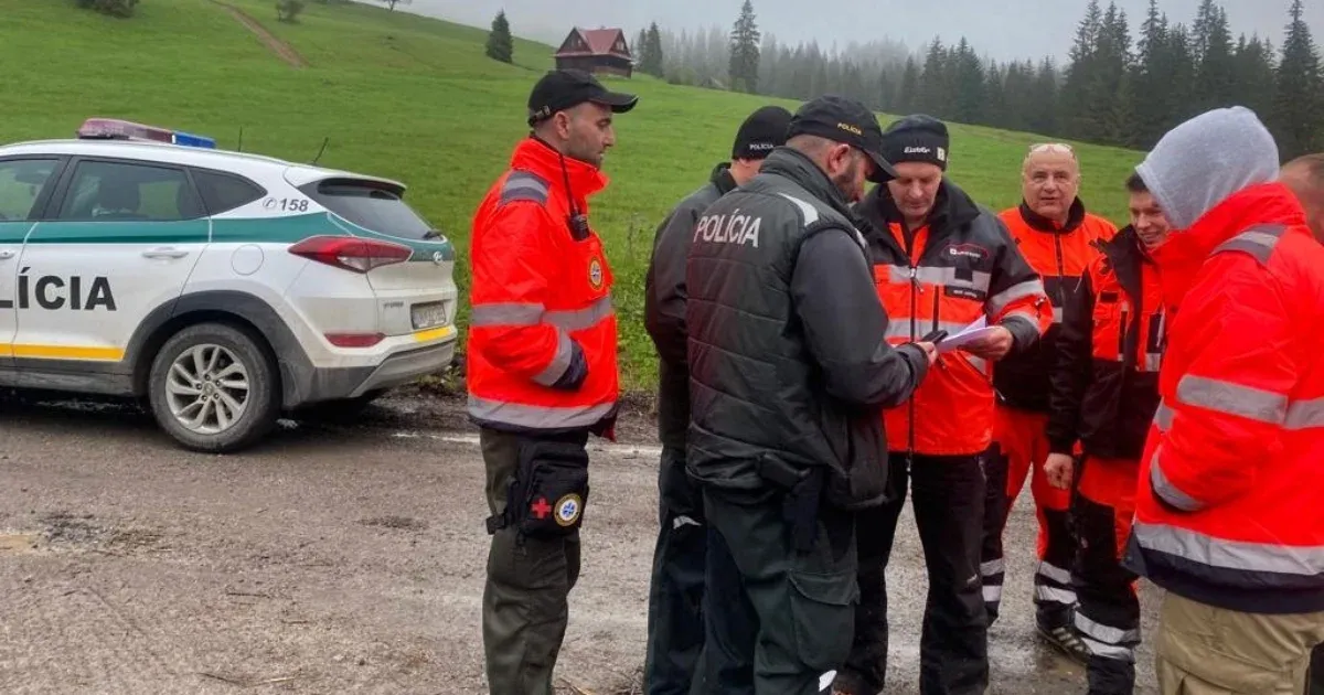 Megtalálták a Szlovákiában lezuhant kisrepülő roncsait, a magyar pilóta nem élte túl a balesetet