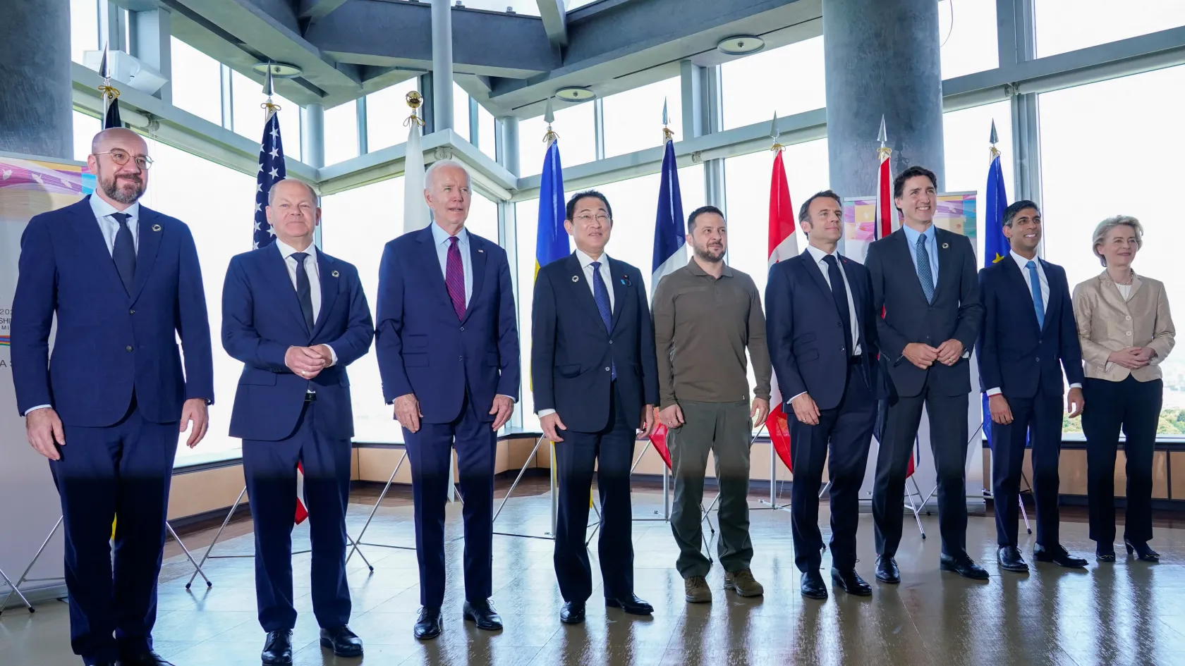 Fésűkagyló, atommúzeum, Zelenszkij berepülése, beszólás Kínának – így zajlott a japán G7-es csúcs