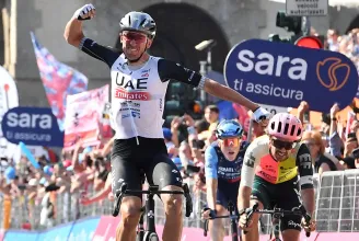Giro: amerikai győzelem Bergamóban, brutális hegyi szakasszal kezdődik az utolsó hét