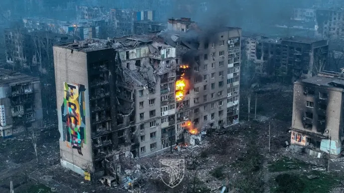 2023. május 21-én közzétett légi felvétel Bahmut városáról – Fotó: Ukrán Fegyveres Erők / Reuters