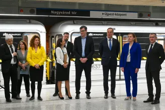 Hatvanezer budapesti született azóta, hogy elkezdték a felújítását – átadták a 3-as metrót