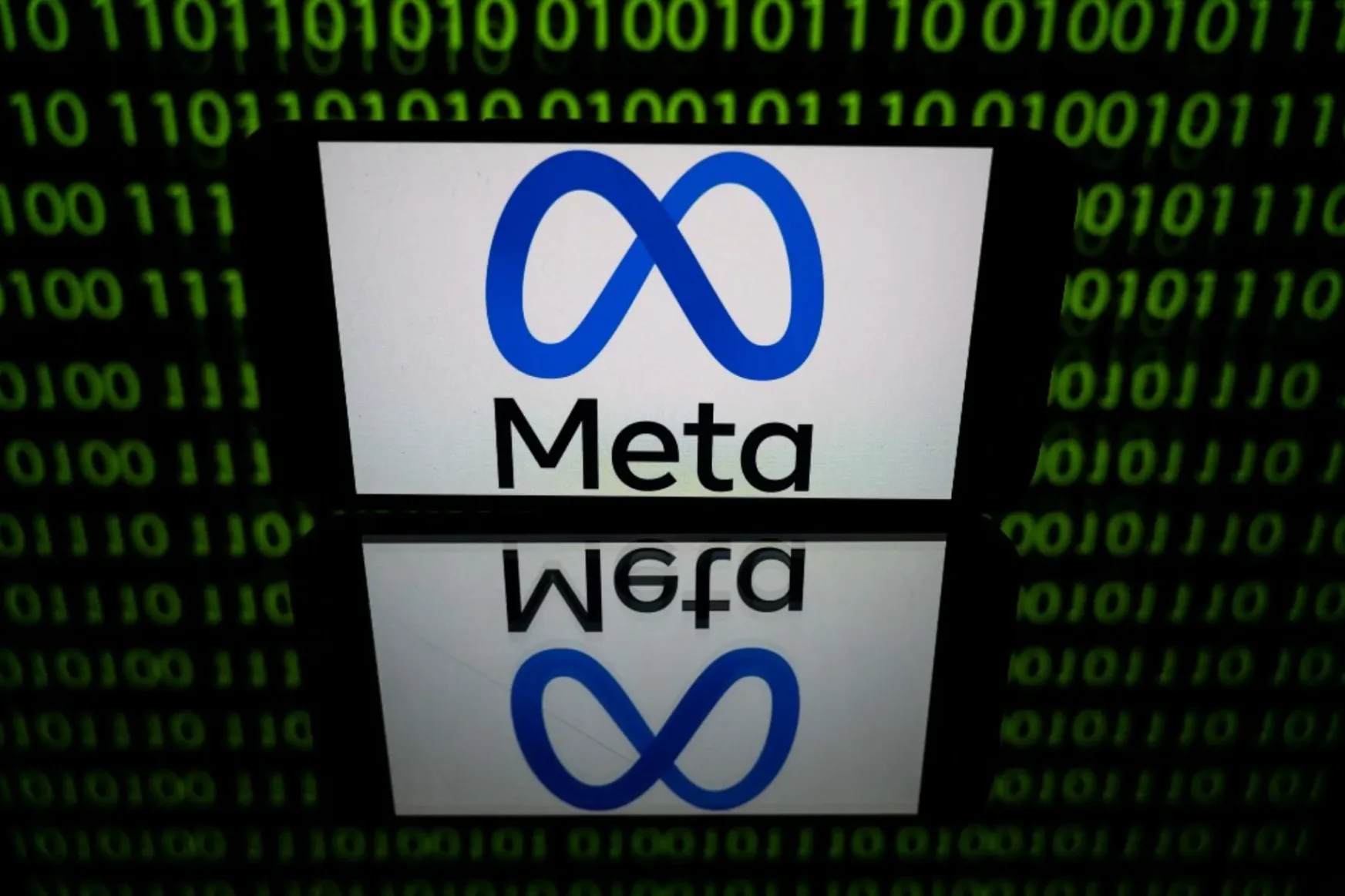 Rekordnagyságú, 1,2 milliárd eurós uniós büntetést kapott a Meta