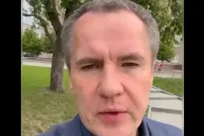 A kormányzó azt kérte a megtámadott orosz település lakóitól, hogy még ne térjenek vissza